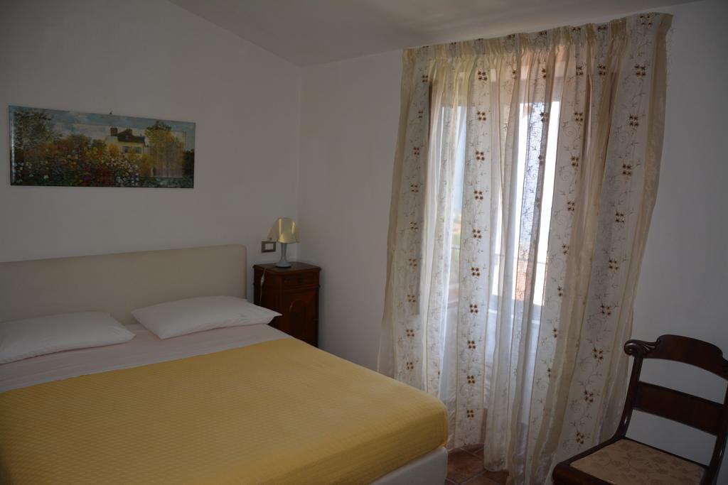 B&B La Casa Rossa Paola Δωμάτιο φωτογραφία