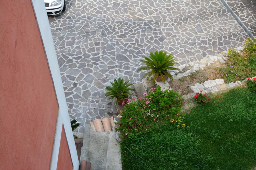 B&B La Casa Rossa Paola Εξωτερικό φωτογραφία